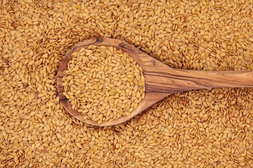 Como usar a linhaça para emagrecer (com receitas)