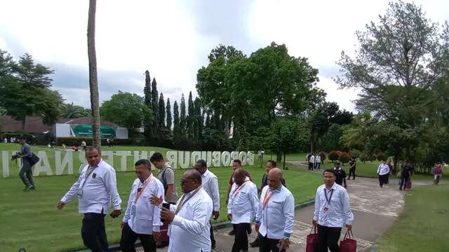 Hasto Wardoyo Gelorakan Berdikari, Bupati Halim Janji Gelar Retret Lokal