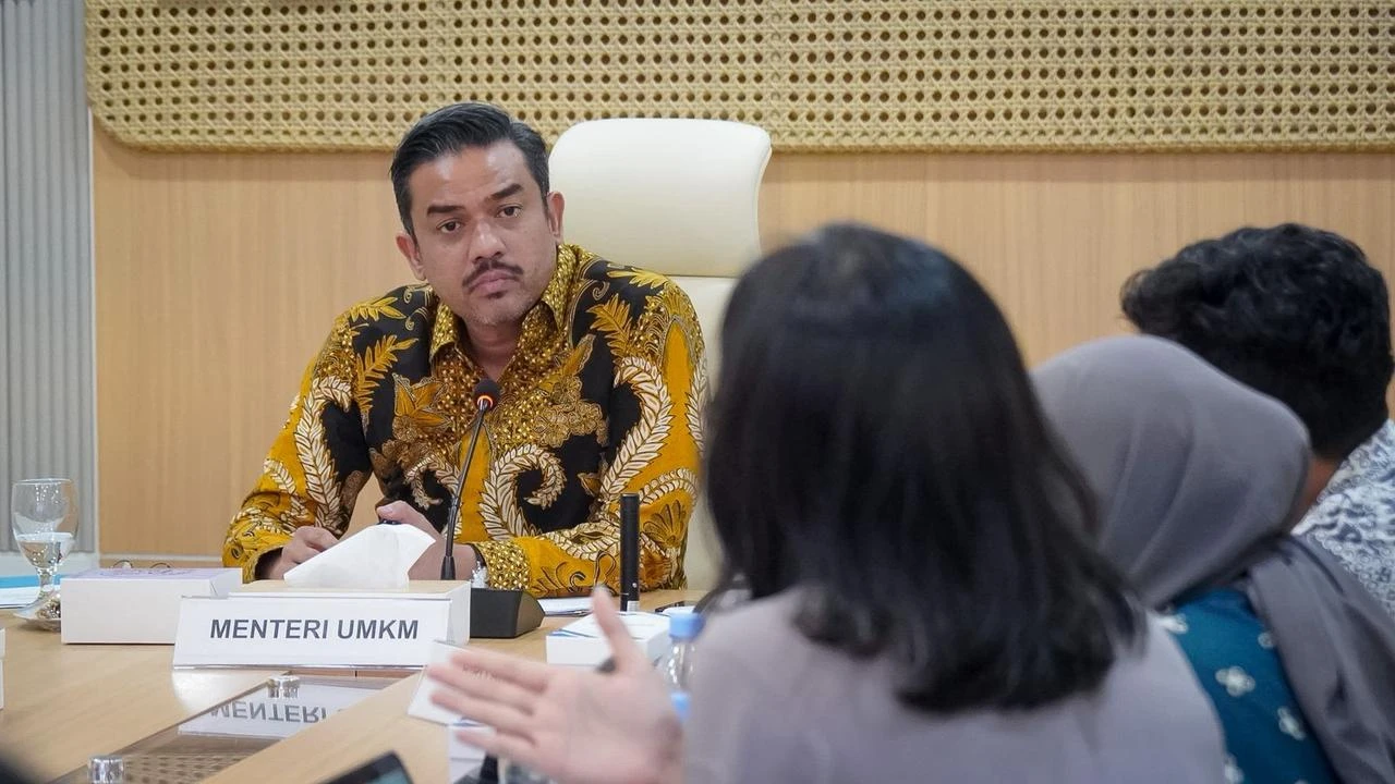 Menteri UMKM Minta Pedagang Thrifting Ganti Jualan Produk Lokal