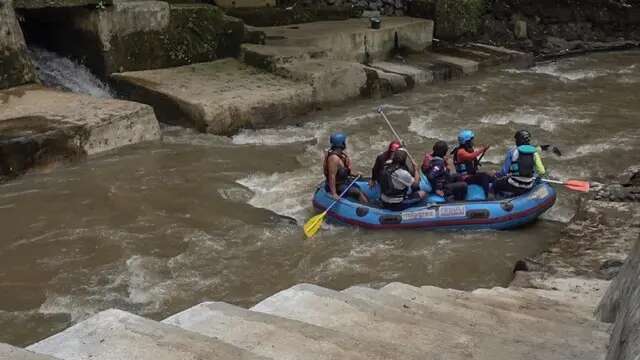 Prasasti Cikapundung, Jejak Sejarah yang Tersimpan di Sungai Bandung