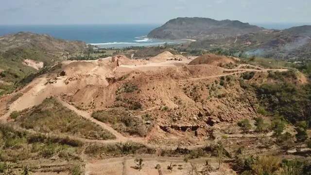 6 Fakta Menarik Gunung Prabu di Lombok yang Sedang Rehabilitasi Setelah Rusak karena Tamba...