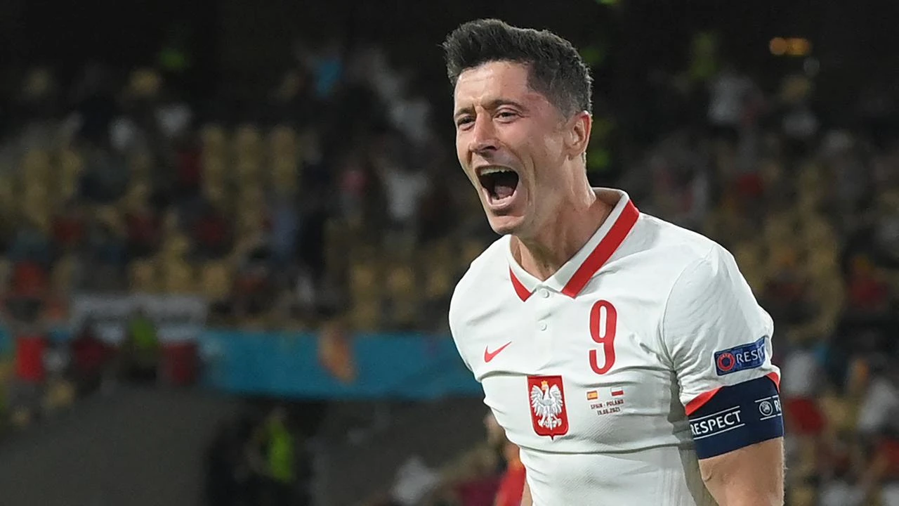 Polandia vs Nigeria: Duel Sengit Berakhir Imbang 2-2 di Warsawa