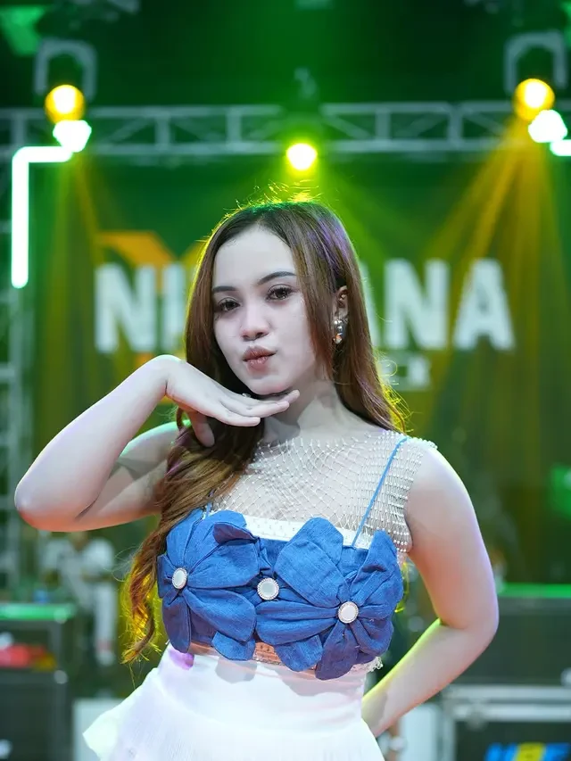Lirik Lagu Tia Monika dari Ajeng Febria Trending Nomor 2, Viral di TikTok Gara-gara Tren V...