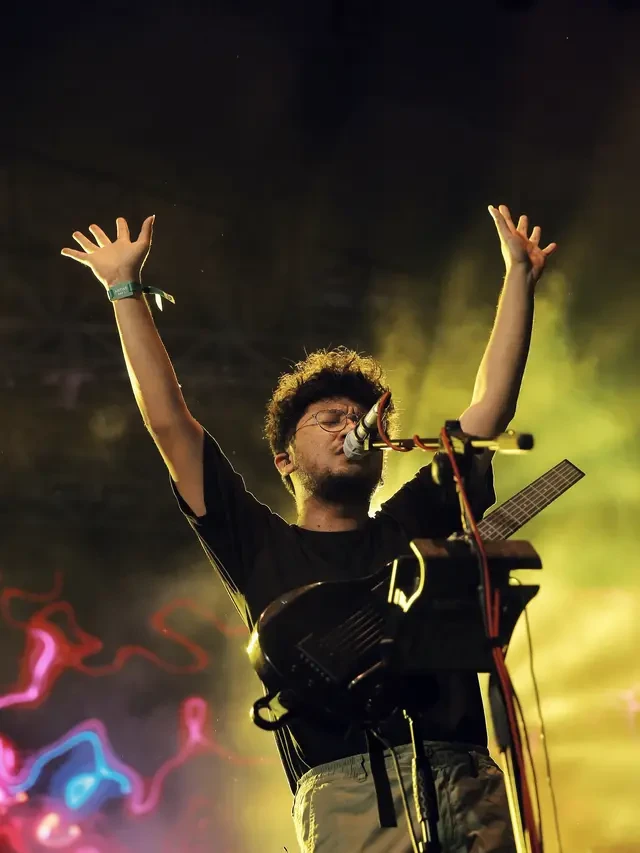 Kunto Aji Masygul Lihat Insiden Pembakaran Panggung di Konser Lentera Festival: Salah Sasa...