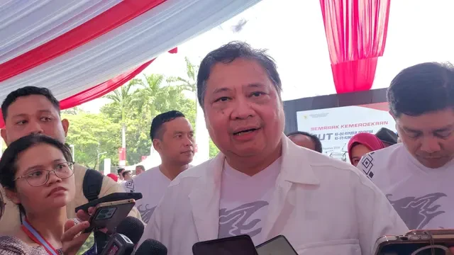 Prabowo Luncurkan 8 Paket Ekonomi Baru, Ada Magang Berbayar hingga Bantuan Upah