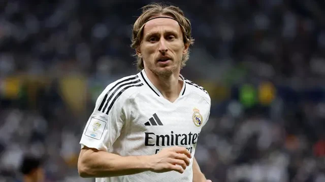 Bukan Lagi Soal Lari, tapi Kendali: Modric Datang, Allegri Ubah Wajah Lini Tengah AC Milan