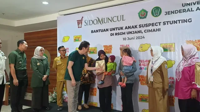 Sido Muncul Salurkan Bantuan Rp300 Juta Bagi 150 Anak Suspect Stunting di Wilayah Cimahi