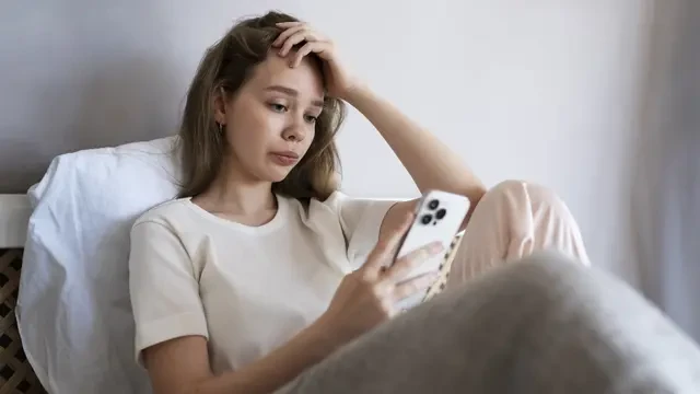 Ternyata Ada Alasan Psikologis Mengapa Seseorang Sulit Membalas Pesan