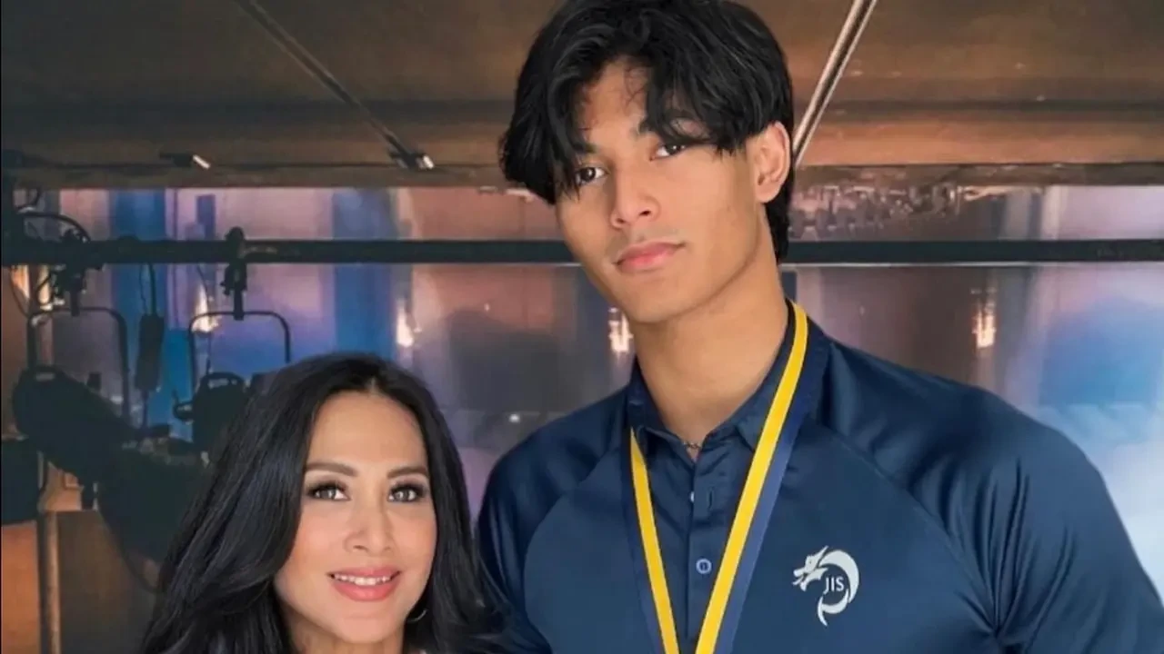 Marco Anak Diah Permatasari Ingin Kerja di Indonesia Usai Raih S1 di Luar Negeri