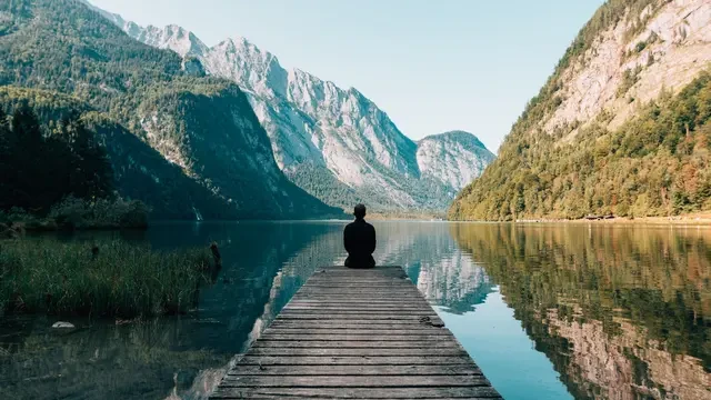 5 Hal yang Bantu Si Introvert Atasi Kelelahan Akibat Interaksi Sosial