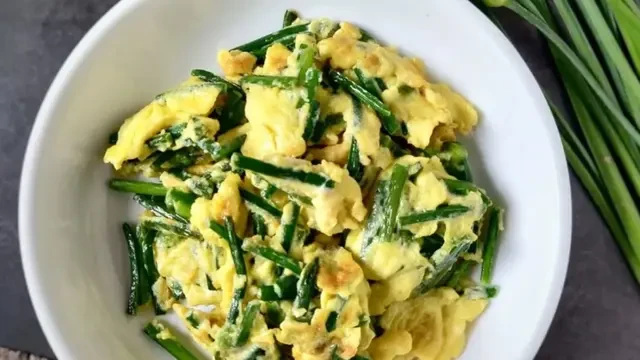 Resep Praktis Telur Orak Arik Daun Kucai, Cocok untuk Sarapan dan Bekal