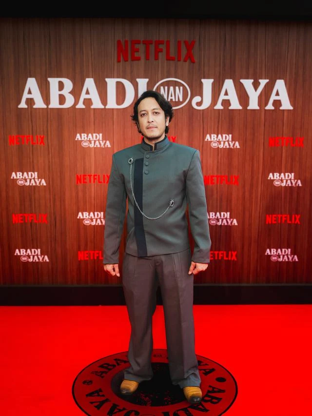 Curhat Dimas Anggara soal Berakting di Film Abadi nan Jaya: Tobat, Susah Banget!