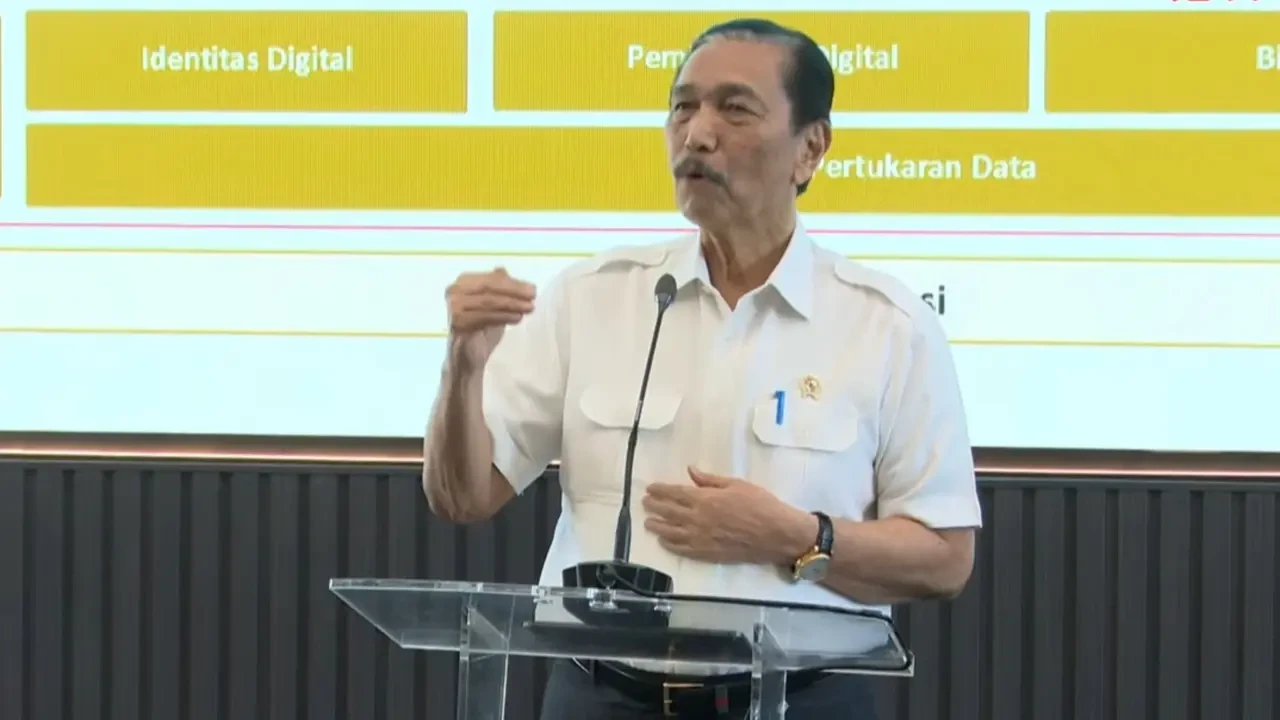 Respons Luhut Soal Kenaikan BI Rate