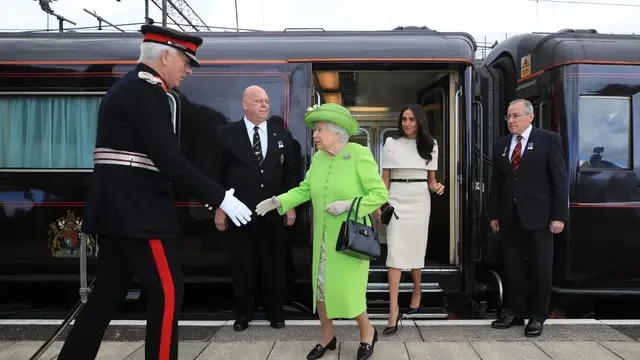Bikin Tekor Anggaran, Kereta Kerajaan Favorit Ratu Elizabeth Dinonaktifkan Raja Charles