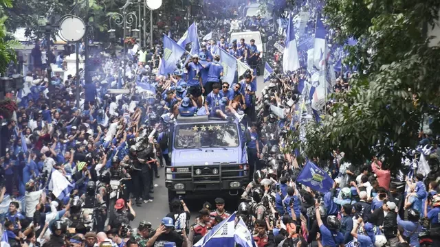 Pawai Persib Juara Jilid 2, Mengulang 'Deui' Haru-biru Tahun Lalu