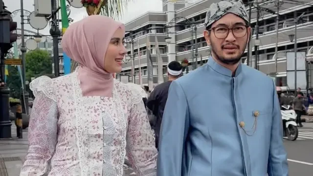 7 Inspirasi Kebaya Brokat Renda untuk Hijab, Punya Syahnaz Sadiqah Curi Perhatian