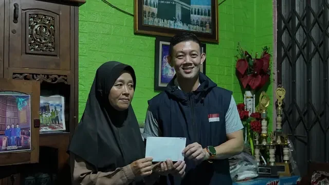 Kisah Inspiratif Suhandy, Pengusaha Muda yang Bantu Lunasi Utang Ibu Penjual Gorengan