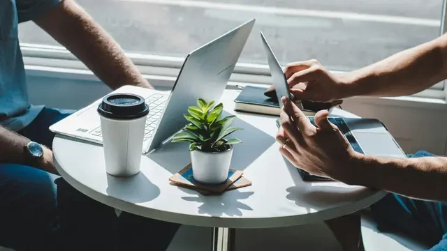 4 Zodiak yang Pandai Menyeimbangkan Karier dan Kehidupan Pribadi, Siapa Saja?