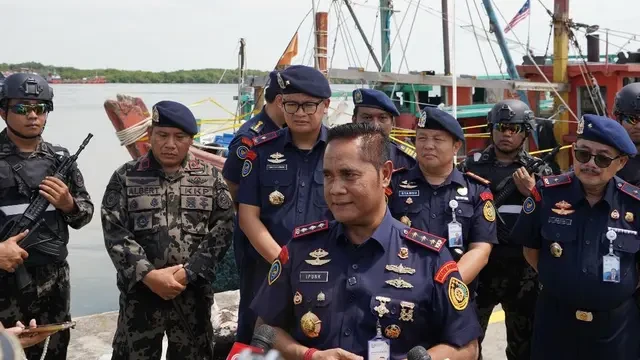 Kronologi Speedboat Patroli KKP Dibakar saat Kejar Kapal Trawl di Sumatera Barat