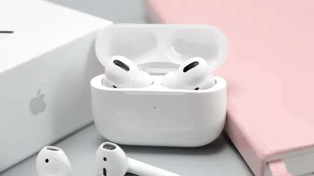 Kepolisian Irlandia Sita Produk Apple Palsu Senilai Rp 2,6 Miliar dari AirPods hingga Akse...