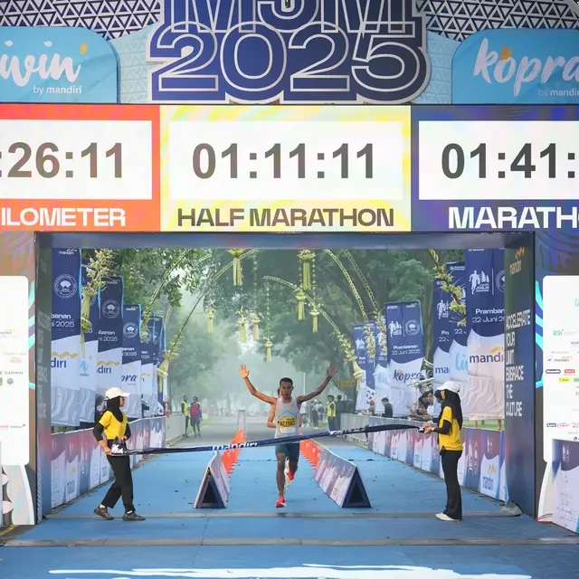 Mandiri Jogja Marathon 2025 Pecahkan Rekor Baru, 9.200 Pelari dan NDX AKA Ramaikan Pramban...