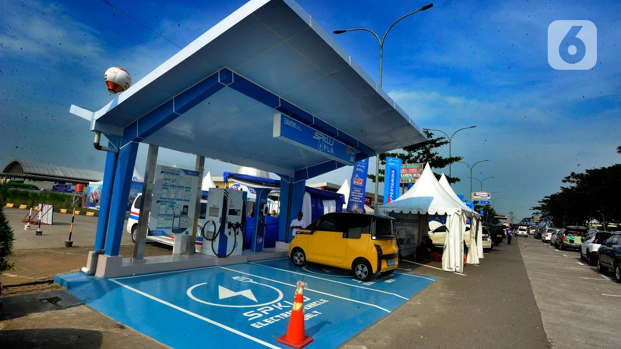 SPKLU PLN ke-5.000 Beroperasi, Jadi Pusat Pengisian Kendaraan Listrik Modern