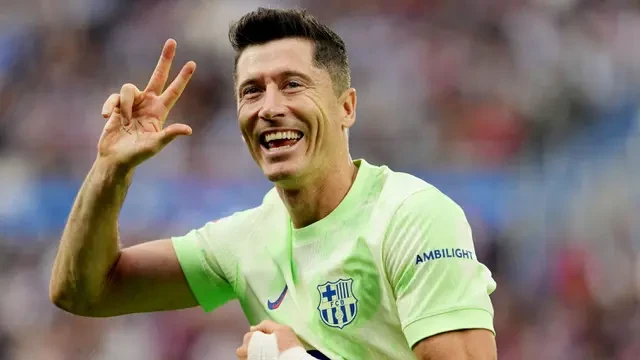 Lewandowski Terancam Kehilangan Tempat, Ferran Torres Makin Bersinar