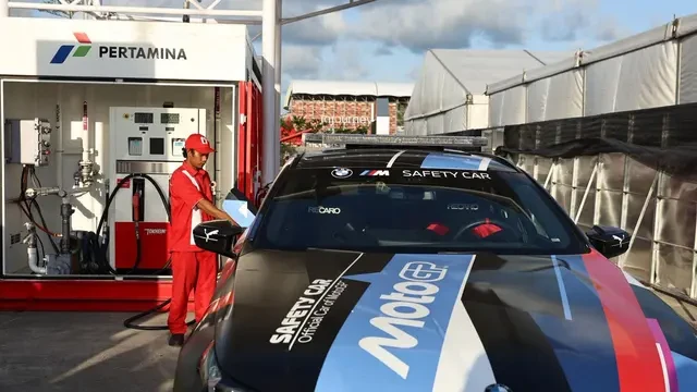 BMW M5 Official Safety Car MotoGP Isi Pertamax Turbo di Mandalika