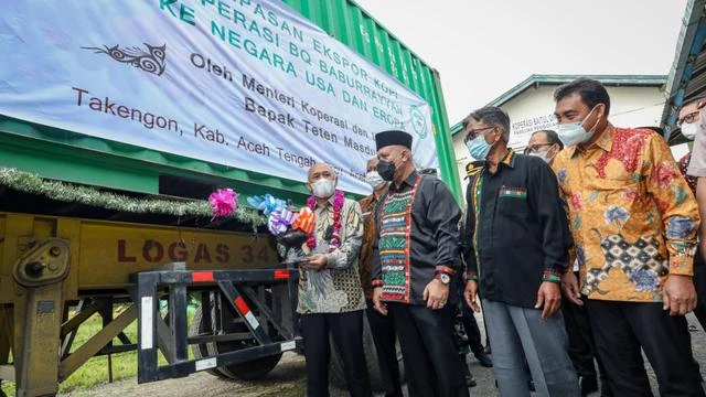 Ekspor Unggulan, MenkopUKM Lepas 18 Kontainer Kopi Arabica Gayo Ekspor Ke AS & Eropa
