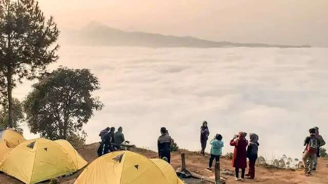 Manjakan Diri dengan Menikmati Keindahan Gunung Putri Lembang