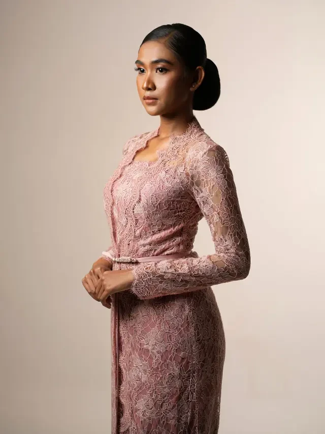 9 Model Kebaya Baju Kurung Terbaru, Tetap Tradisional tapi Tak Ketinggalan Zaman