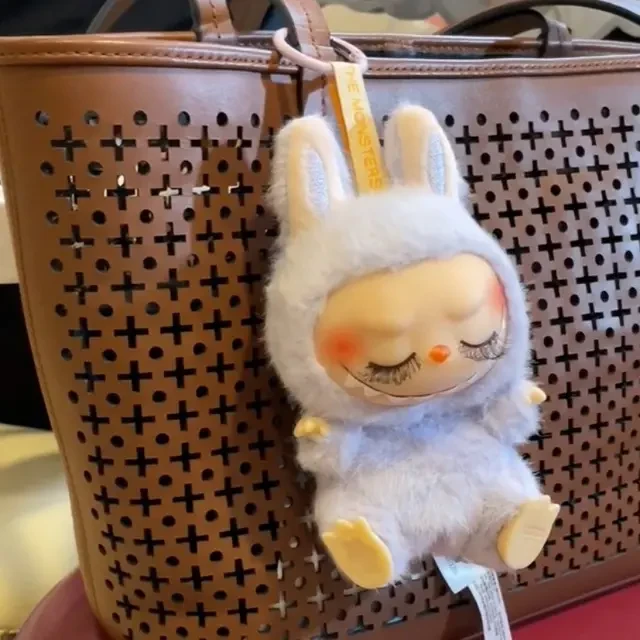 Kegilaan Boneka Labubu Bikin Wang Ning Pendiri Pop Mart Jadi Miliarder Termuda di Tiongkok