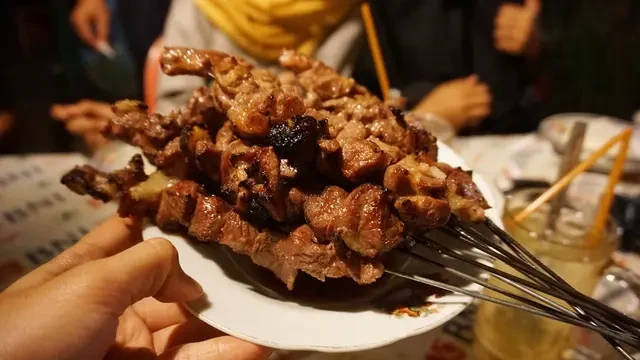 Mengenal Warung Sate Bu Jumangin, Destinasi Kuliner Wajib Dicoba di Kediri