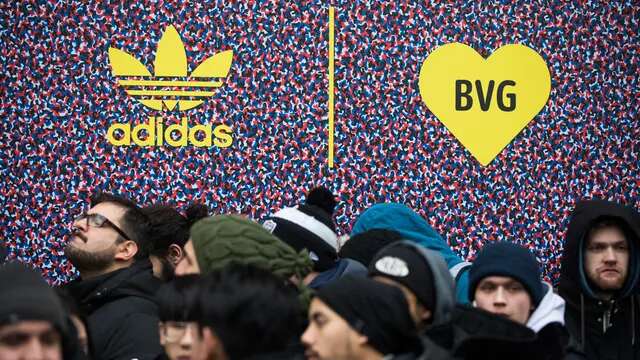 Petinggi Adidas di China Dituduh Gelapkan Dana dan Terima Suap