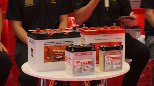 Yuasa Battery Luncurkan Aki Hybrid Terbaru di IIMS 2025, Perayaan 50 Tahun