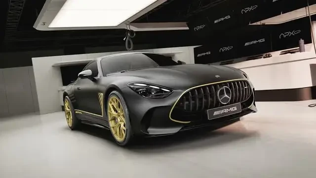 Mengulik Mercedes-AMG AMG GT 63 4MATIC+ APXGP Edition yang Muncul di Film F1