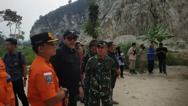 Dukung Penutupan Permanen Tambang Batu Alam Cirebon, Ono Surono Dorong Evaluasi Tambang Ga...