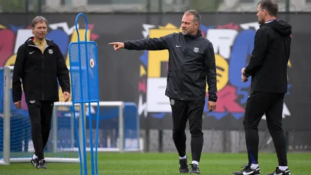 Trio Raphinha-Lewandowski-Yamal Memuaskan, tapi Hansi Flick Tetap Ingin Tambahan Amunisi