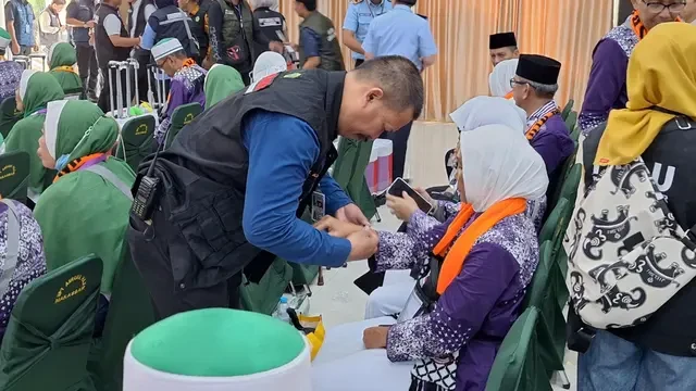 Sistem One Stop Service, Jemaah Lansia dan Disabilitas Tak Perlu Antre di Asrama Haji Maka...