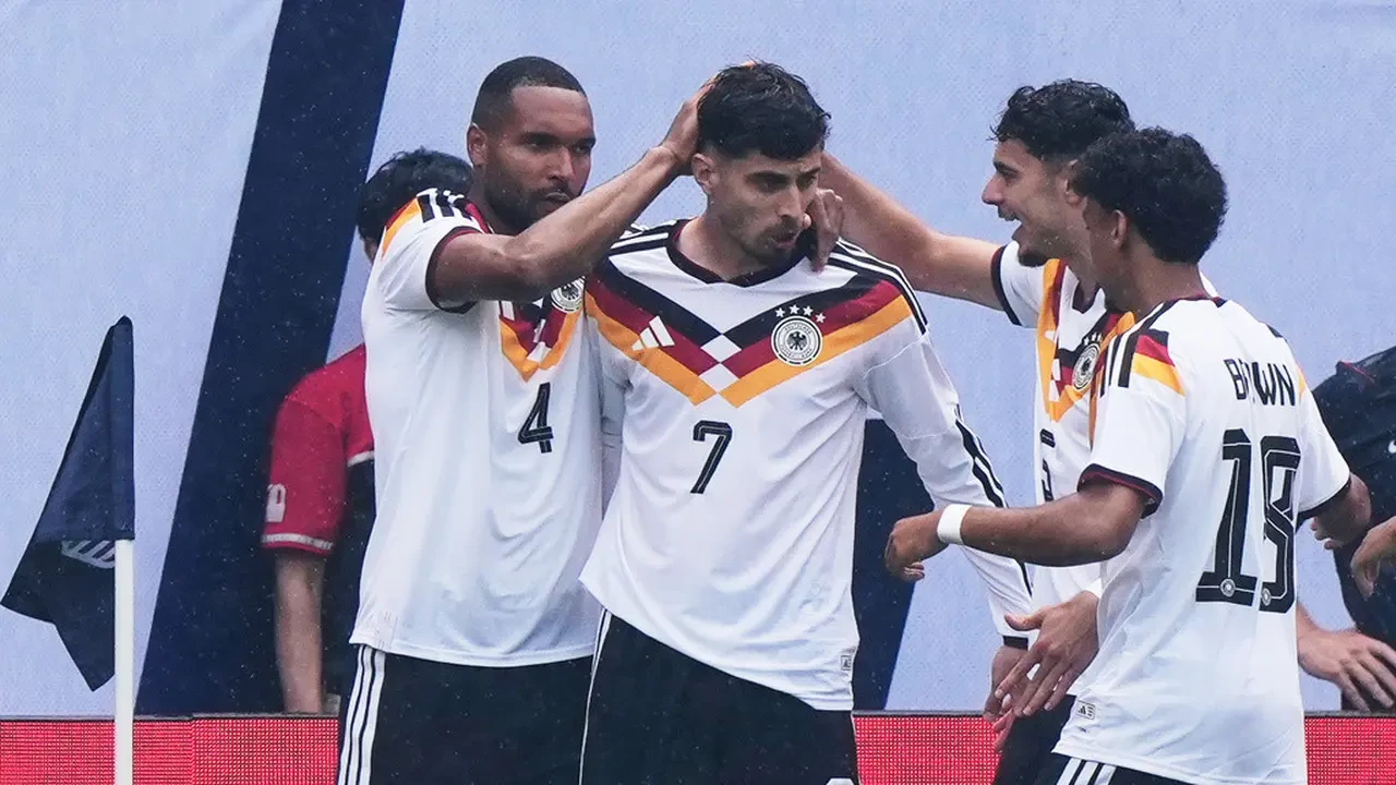Amerika Serikat vs Jerman: Der Panzer Gilas Tuan Rumah Piala Dunia 2026!