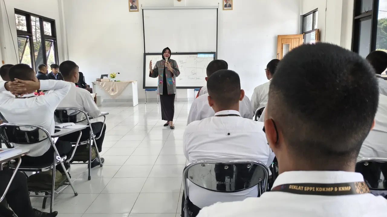 Kemenkop Kekurangan Manajer Koperasi Merah Putih