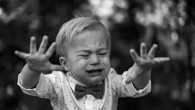 4 Hal yang Orangtua Tidak Boleh Lakukan Saat Menghadapi Anak Tantrum