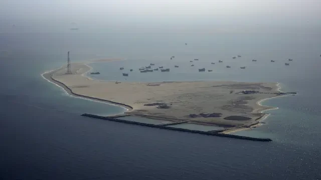 Iran Siap Tutup Selat Hormuz, Sektor Logistik Nasional Terancam