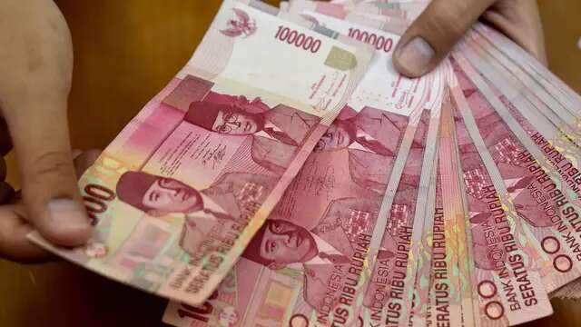 Rupiah Dibuka Anjlok, Ini Gara-garanya