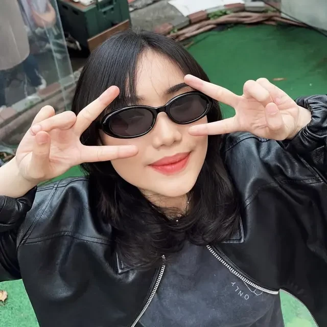 Gaya Padu Padan Jeans ala Marshella Aprilia Mantan Kekasih Arhan, Inspirasi Fashion Kasual