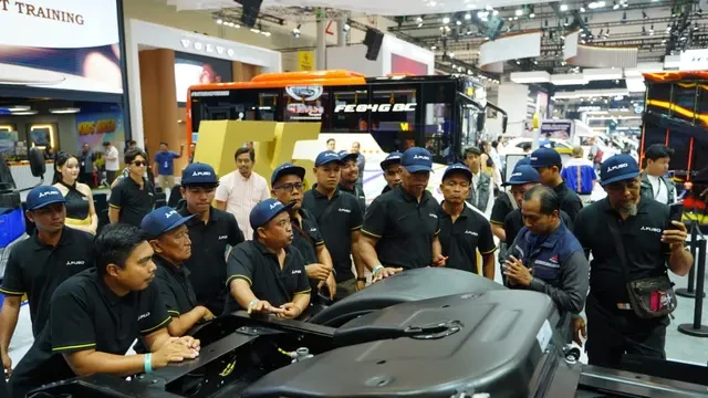Mitsubishi Fuso Gelar Pelatihan Eksklusif Euro 4 untuk Konsumen Fleet