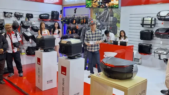 GIVI Kenalkan 8 Box Motor Baru di IMOS 2025