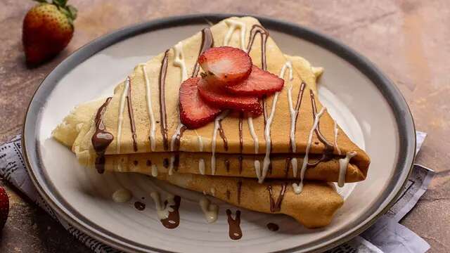 Resep Crepes Renyah Tahan Lama, Pakai Teflon Balik