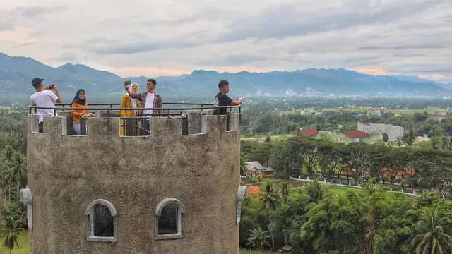 Menanti Mentari Pagi di Benteng Ulanta, Pesona Eksotis di Bone Bolango