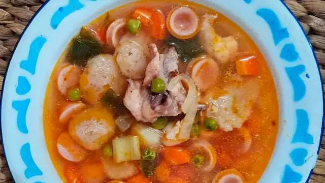 3 Resep Praktis Sup Merah, Menu Berkuah Lezat Khas Surabaya